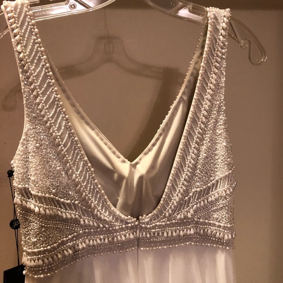 Sz6 Ivory NWT Adrianna Papell Gown - Beaded Bodice - Picture 10 of 15